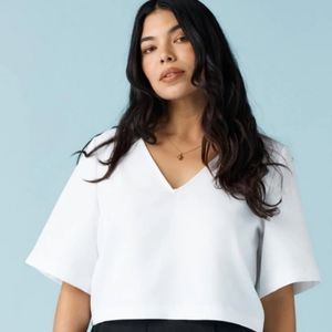 Vetta cropped white blouse size M